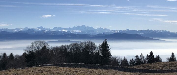 landscape switzerland hike e1708081186810